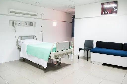 What Clinicians Do With 75 Minutes That an Emergency Department Cannot Spare cover picture