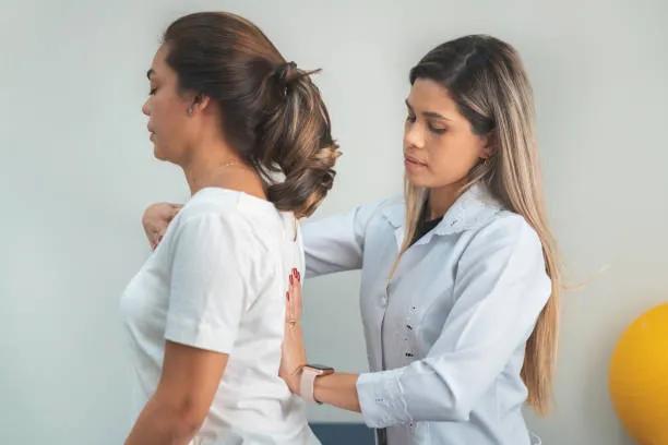 Signs It's Time to Book an Appointment with a Chiropractor in Kingston upon Thames cover picture