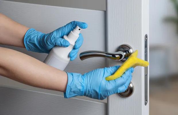 End of Tenancy Cleaning: Guide for Tenants and Landlords cover picture