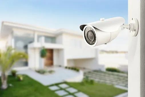Choosing the Right Residential Security Camera System for Your Home cover picture