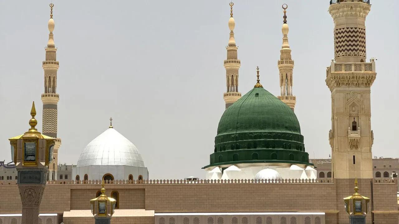 Umrah Packages 2026: Your Complete Planning Guide cover picture