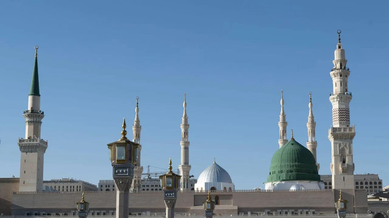Premium Umrah Packages 2026: The Complete Pilgrim's Guide cover picture