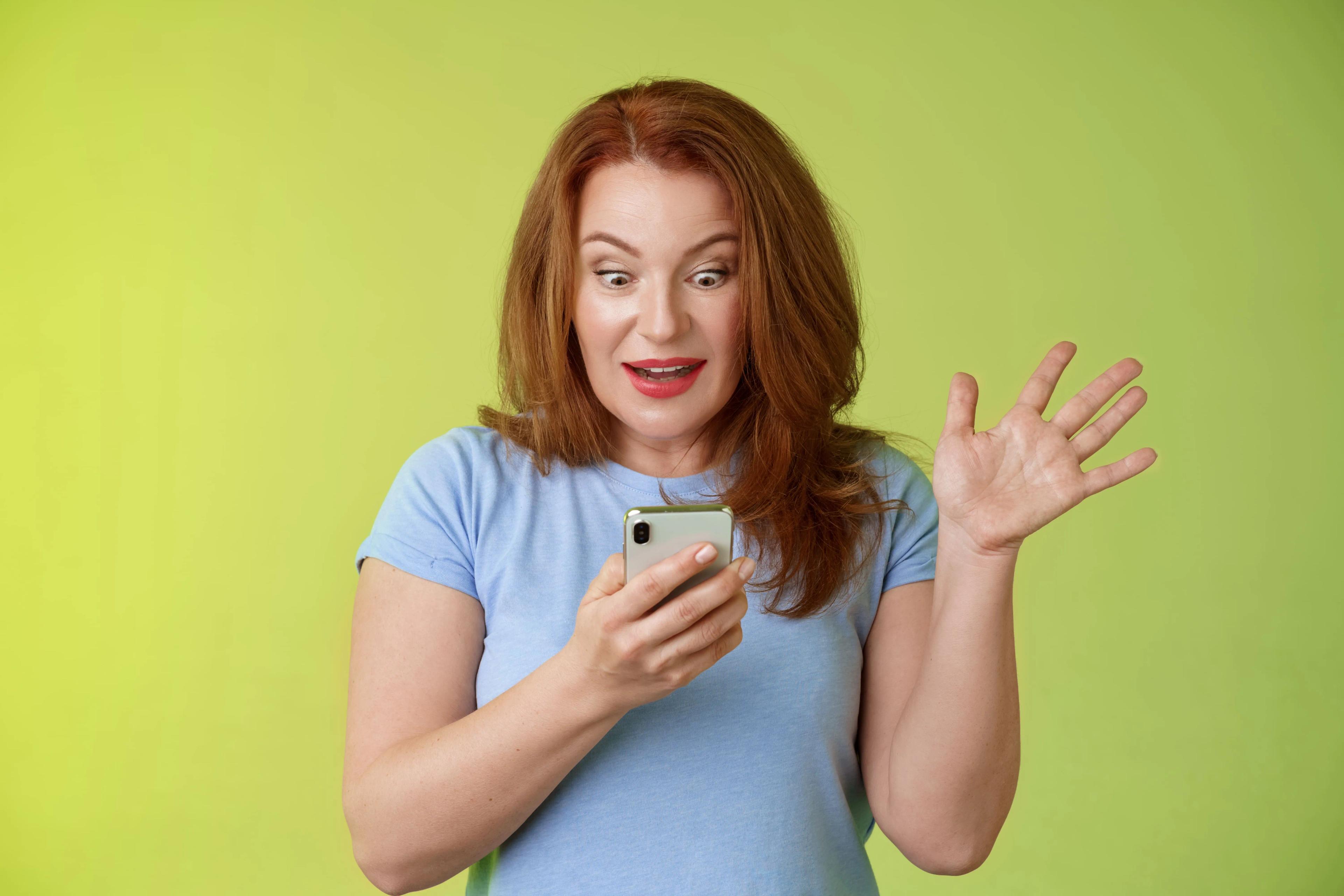 The Rise of Icebreaker Prompts: Why Open-Ended Questions Beat "Hey" cover picture