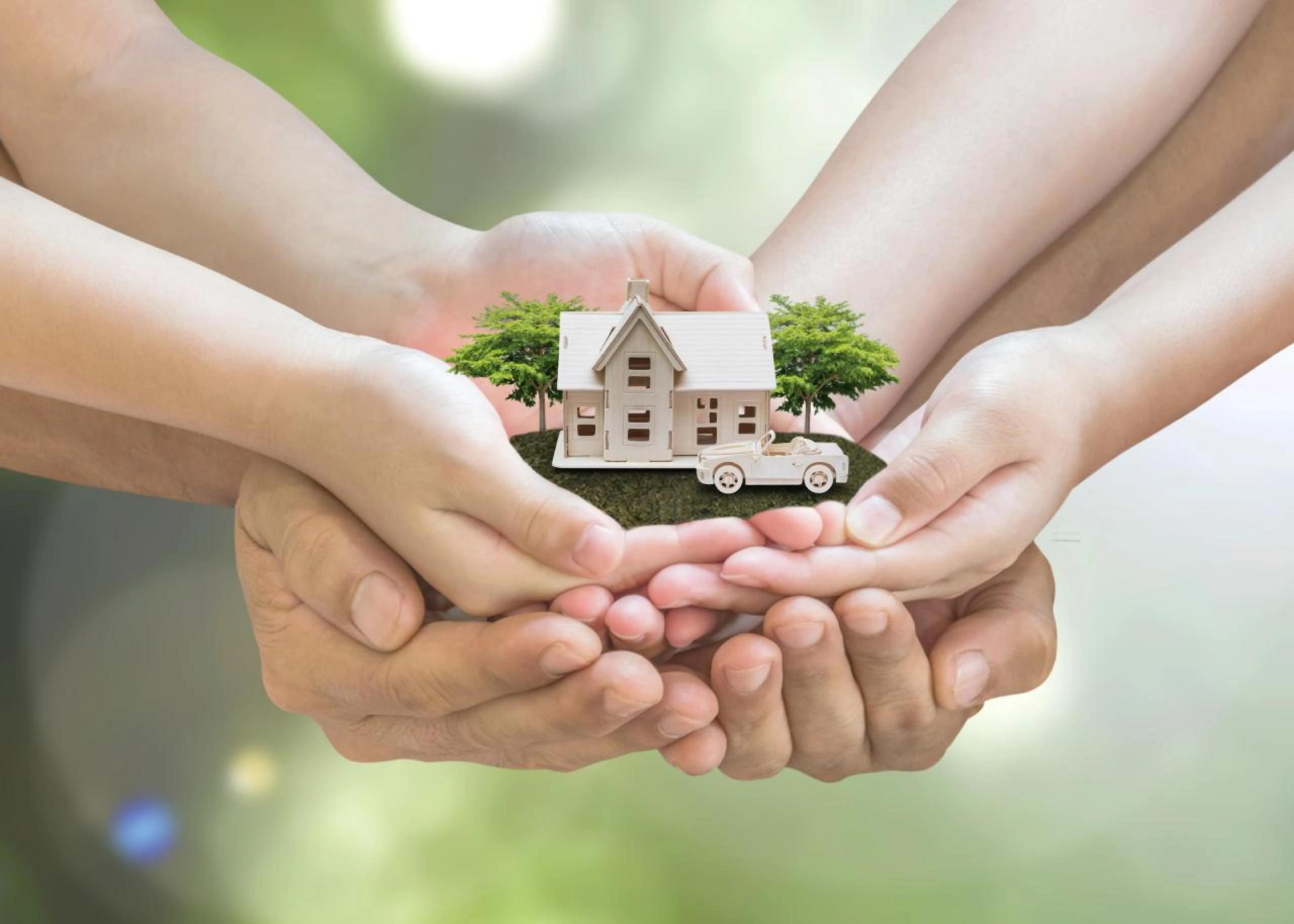Why Local Estate Agents Remain the First Choice for Community-Focused Property Advice cover picture