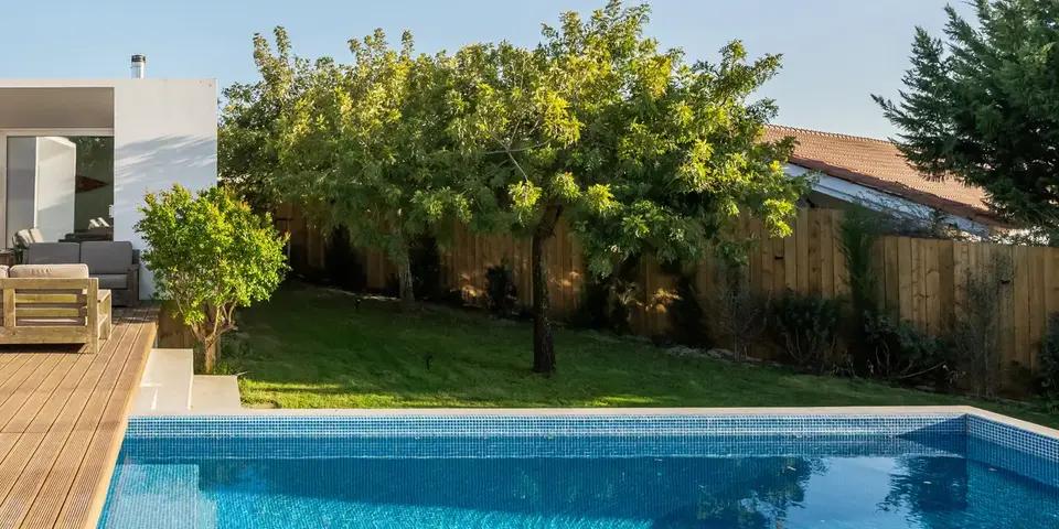 Gartenpool kaufen: So finden Sie den passenden Pool für Ihren Garten cover picture