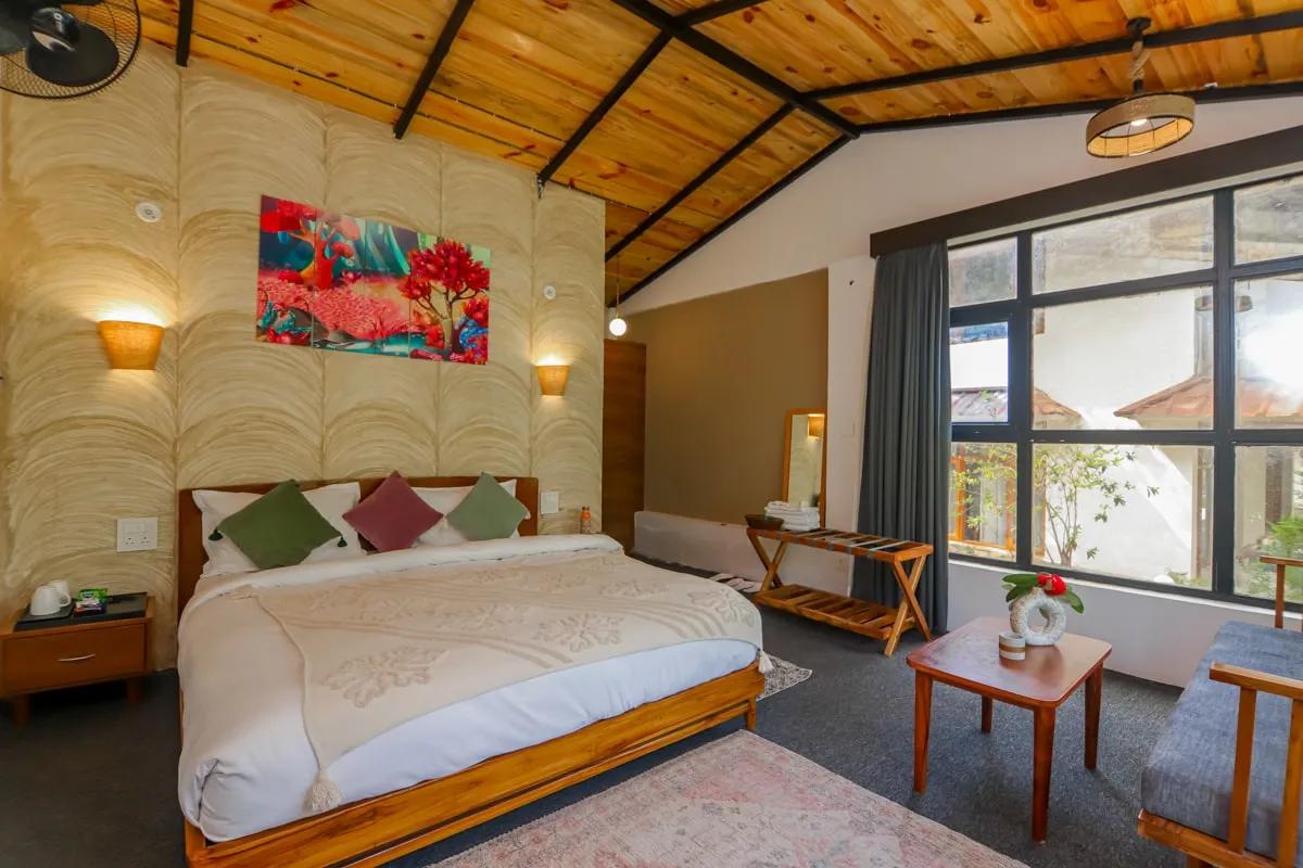 A Complete Guide to Choosing the Best Resort in Mukteshwar with Price Insights cover picture