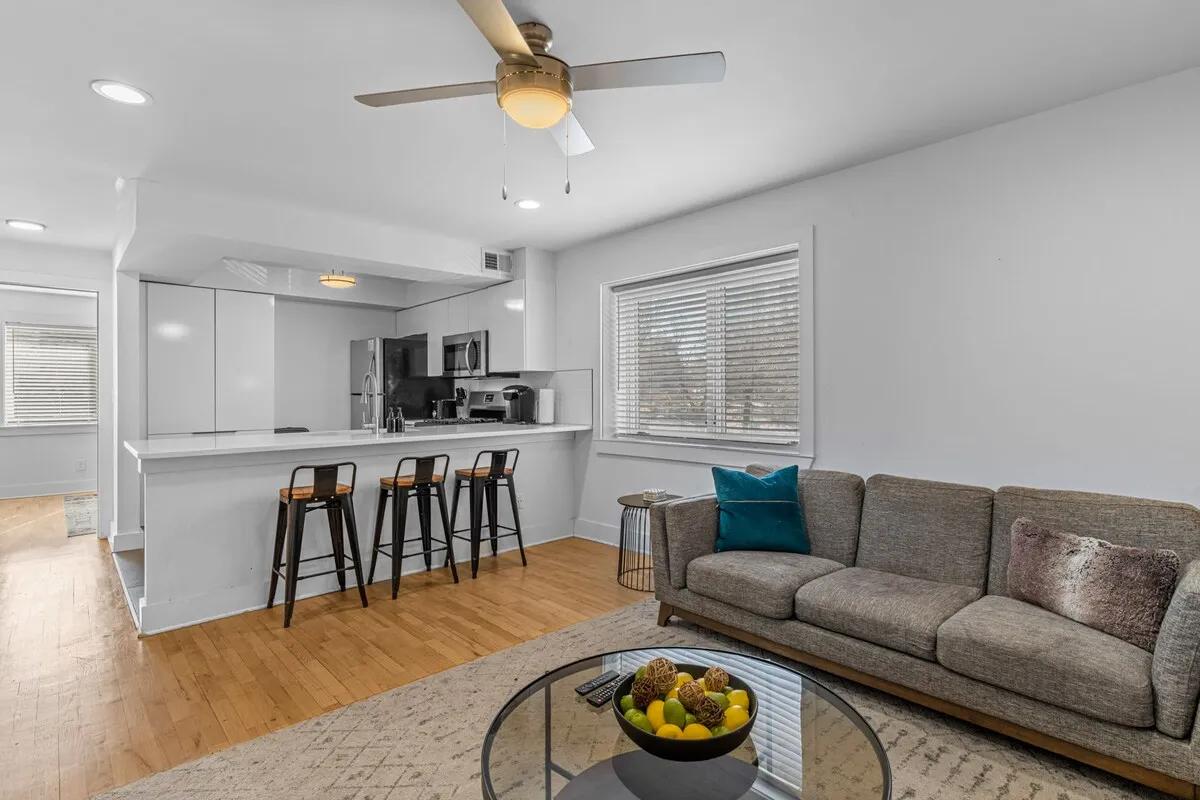 Why Choose Apartments For Rent in Midtown Atlanta for Your Stay cover picture