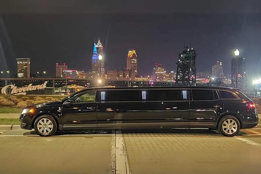 Luxury Limo Hire Birmingham: Travel in Comfort and Style cover picture