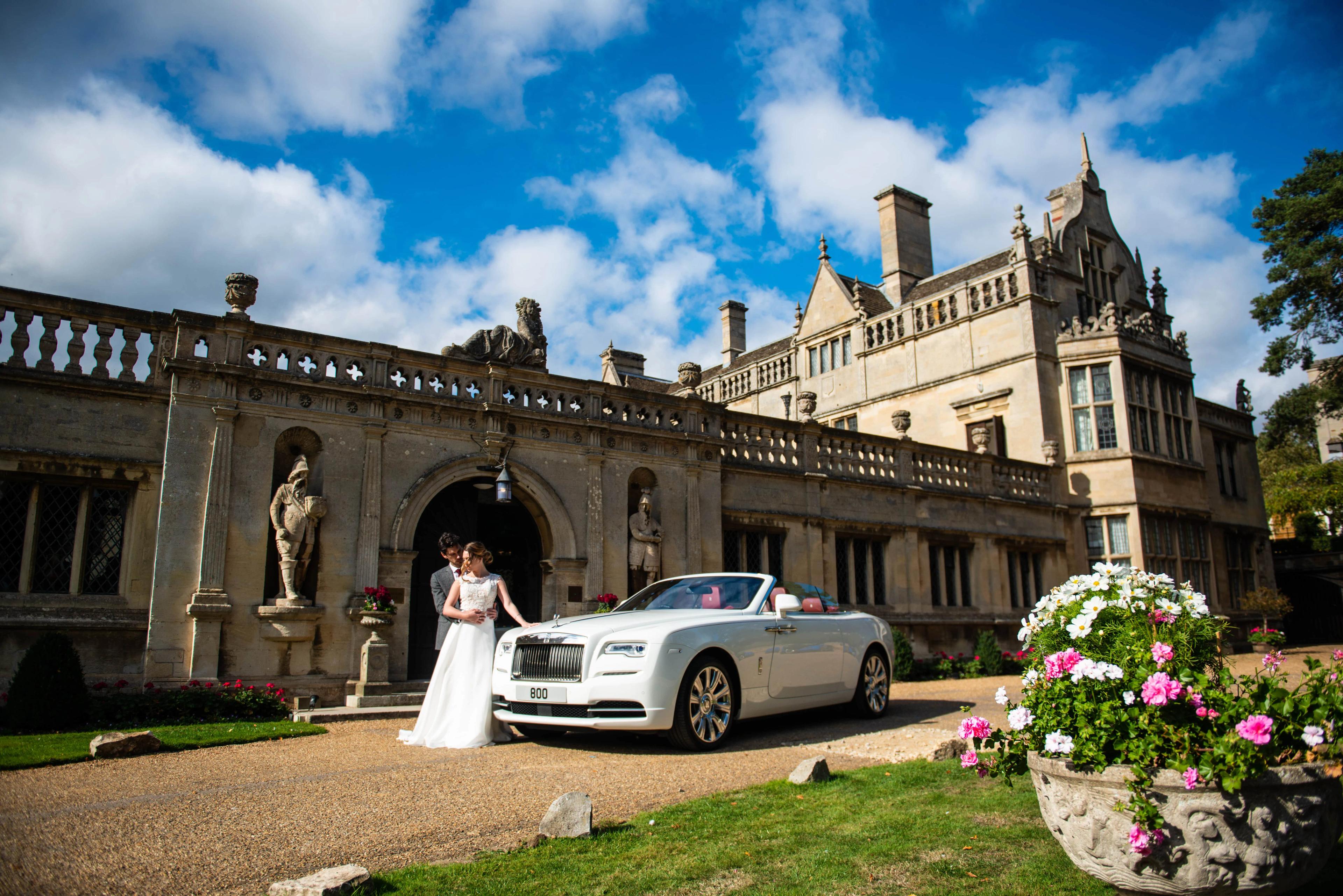 Wedding Car Hire Near Me: A Guide to Choosing Wedding Transport cover picture