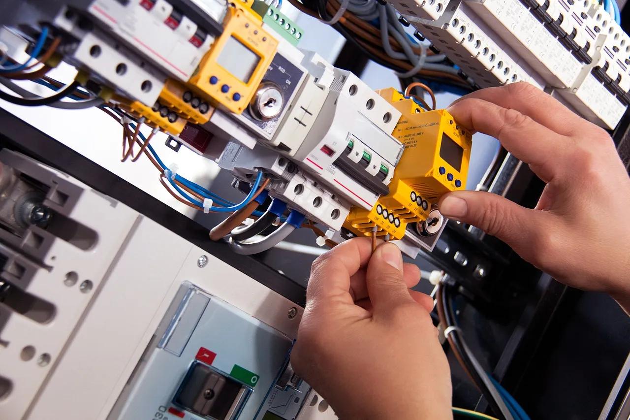 High Scoring PIEAS & KINPOE MS Fellowship in Electrical Engineering cover picture