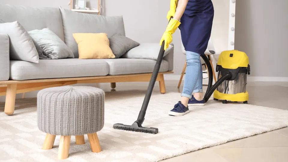 Residential Cleaning vs. DIY Cleaning: What Uniondale Homeowners Should Know cover picture