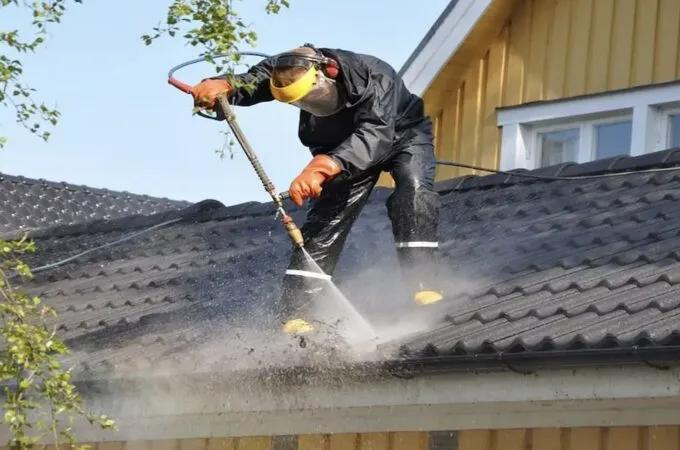 Gutter Cleaning in London: What Homeowners Should Know cover picture