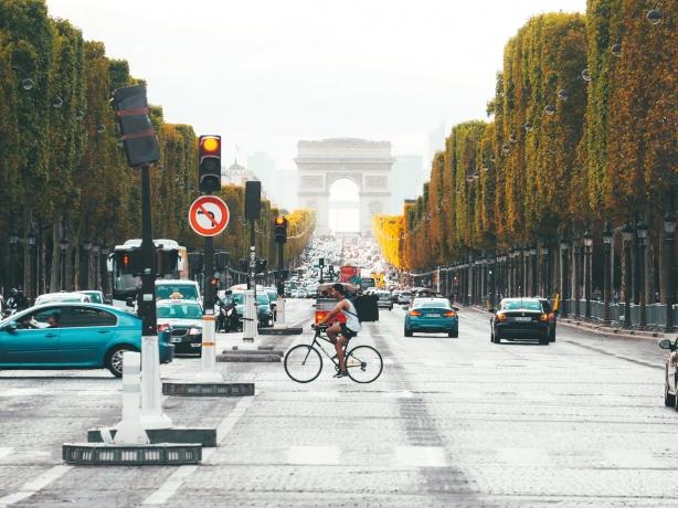 When Do Bicycles Have the Right of Way? cover picture