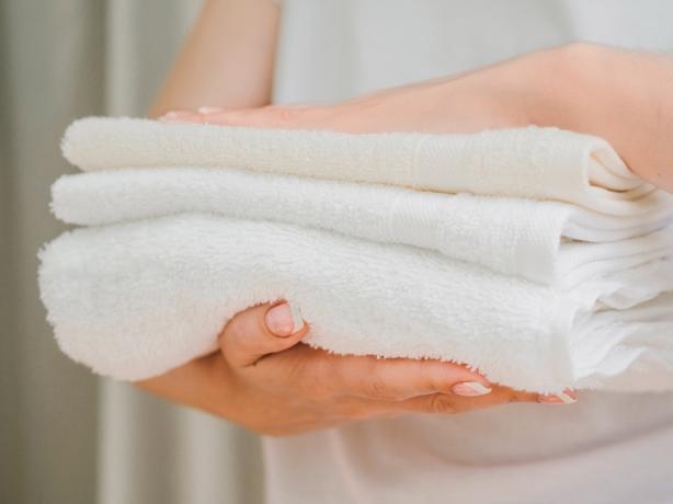 Unexpected Ways a Traveling Towel Can Save the Day cover picture