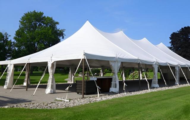 The Ultimate Guide to Hiring a Marquee for Your Wedding cover picture