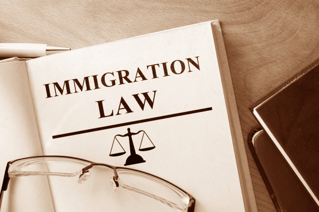 Everything You Need to Know About a Green Card Lawyer in the USA cover picture