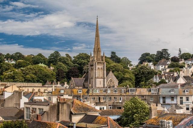 The Best Ways to Enjoy a City Break cover picture