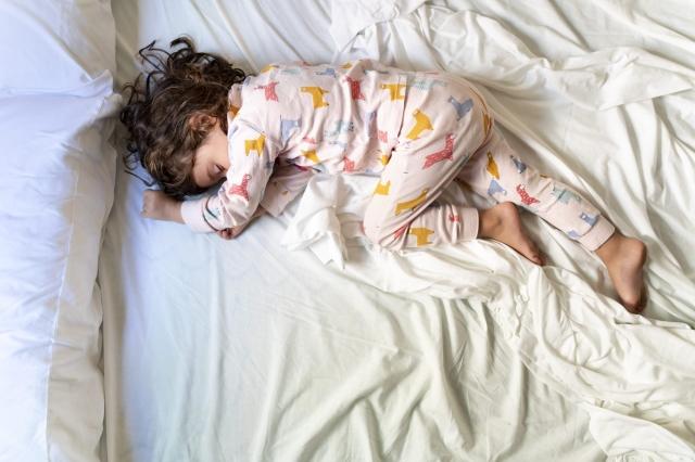 Pediatrician Shares 7 Sleep Tips for Babies and Toddlers cover picture