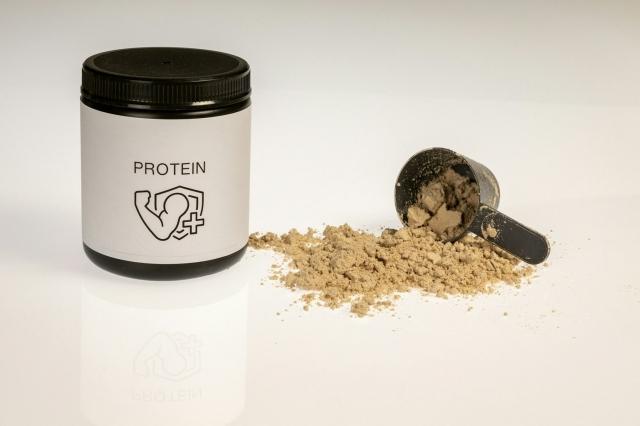 Maximizing Muscle Gains and Shedding Fat: How to Choose the Best Protein Powder for Weight Loss cover picture