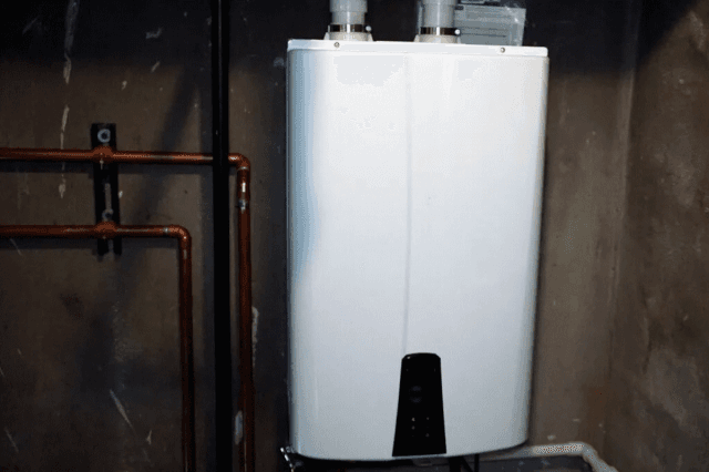 Water Heater Efficiency: What are the benefits of tankless water heaters cover picture