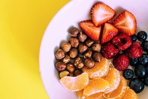 Healthy Snacking: The Best Options for Staying Full and Energized cover picture