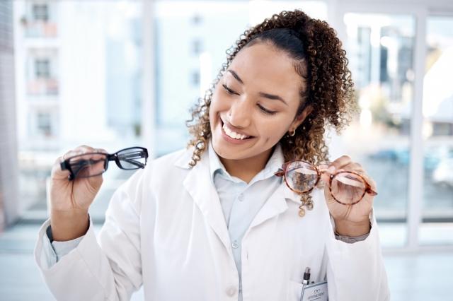 How to Maintain Healthy Vision as You Age cover picture