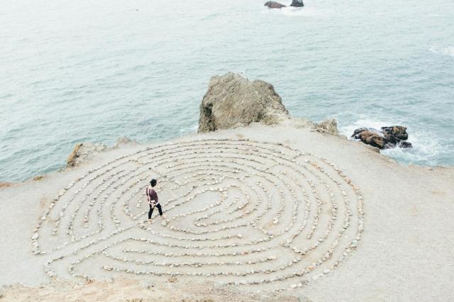 Counselors vs Psychologists: The Difference Between Two Important Roles cover picture
