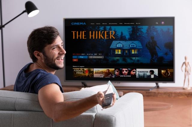 A Comprehensive Guide to IPTV Smarters Pro in the USA: Features, Setup, and Benefits cover picture