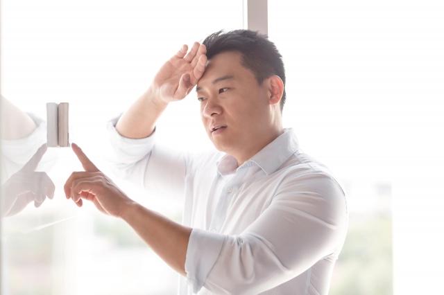 7 Warning Signs Your AC Requires Urgent Professional Repair cover picture