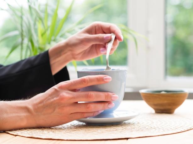Exploring the Health Benefits of Organic Green Tea cover picture