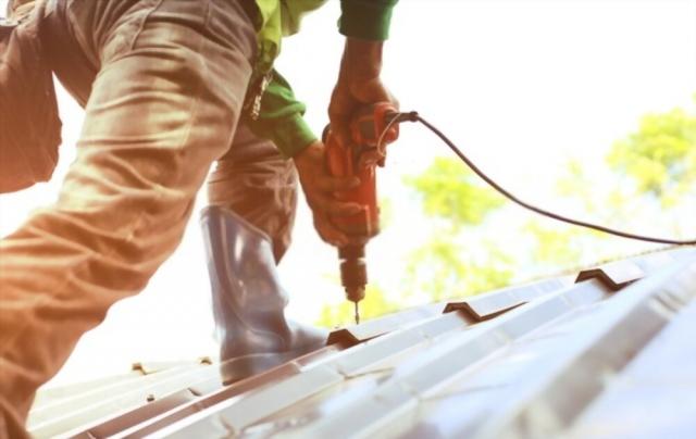 Exploring the Benefits of a Comprehensive Roof Report cover picture