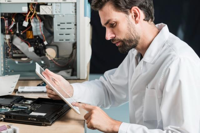 Navigating Computer Repairs in Melbourne: Your Go-To Guide cover picture