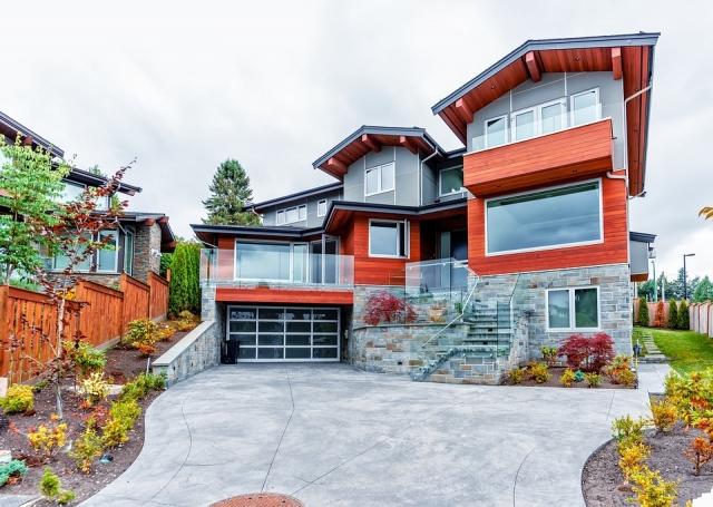 Top 5 Tips For Avoiding Damage To Your Garage Door cover picture