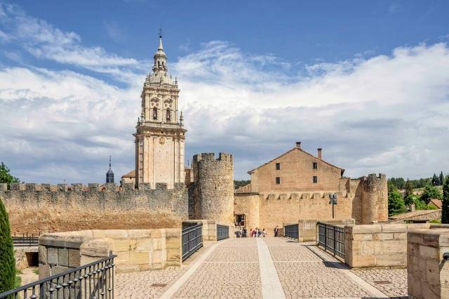 Exploring Spain’s Hidden Gems: A Traveler’s Guide to Culture and Adventure cover picture