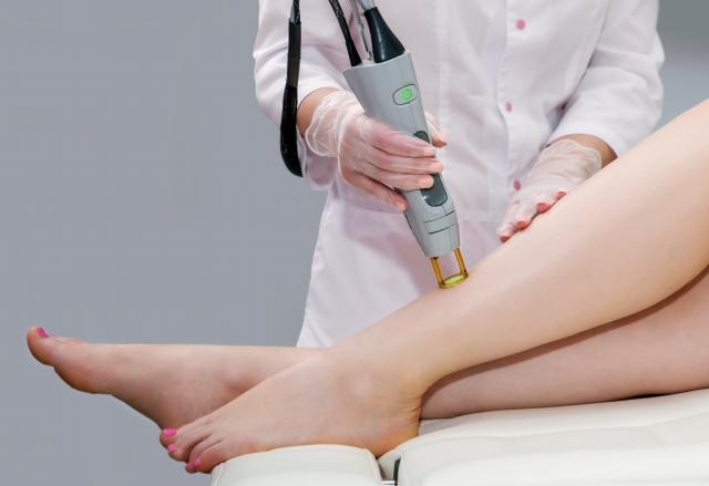 What to Expect During Your First Professional Laser Hair Removal Session cover picture