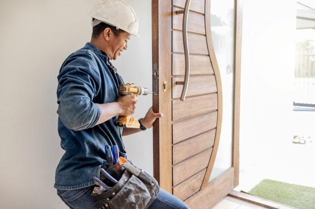 When to Call a Professional for Sliding Glass Door Repair cover picture