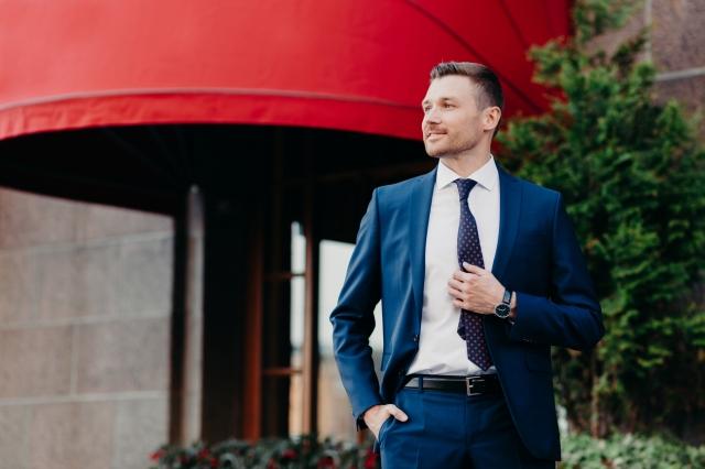 Planning the Best Outfit for Your Next Formal Event cover picture