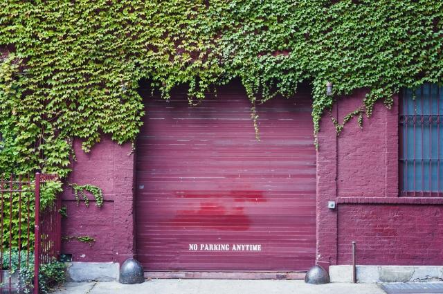 Choosing the Right Overhead Door Company: What to Look for in a Reliable Provider cover picture