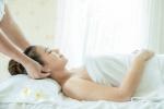 Steps to How to massage ear wax out cover picture