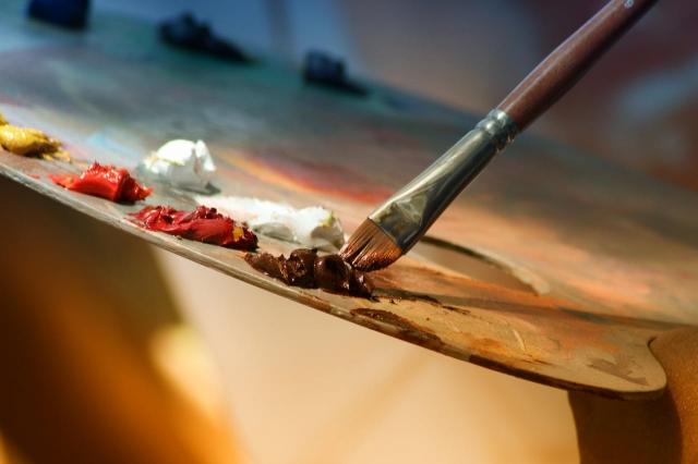 The Quiet Power of Everyday Objects in Contemporary Art cover picture