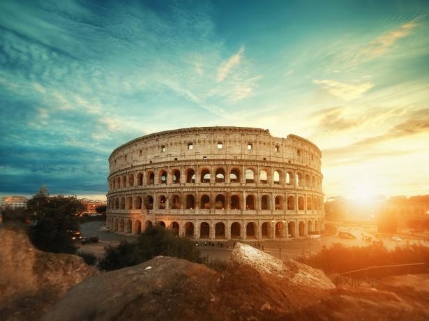 Rome in a day: best private shore excursions from Civitavecchia Port cover picture