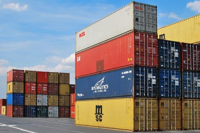 Top 4 Residential and Commercial Uses of Mobile Storage Containers cover picture