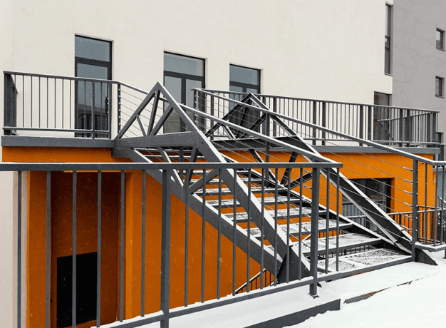 Comprehensive Guide to Aluminum Flat Tubes: Properties, Applications, and Innovations cover picture