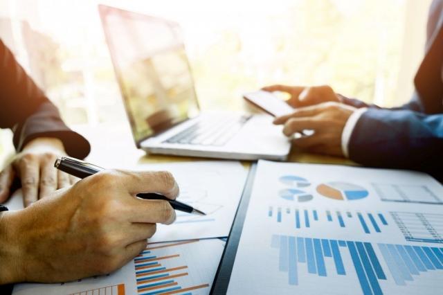 Top 10 Reasons to Manage a Remote Workforce With an MDM cover picture