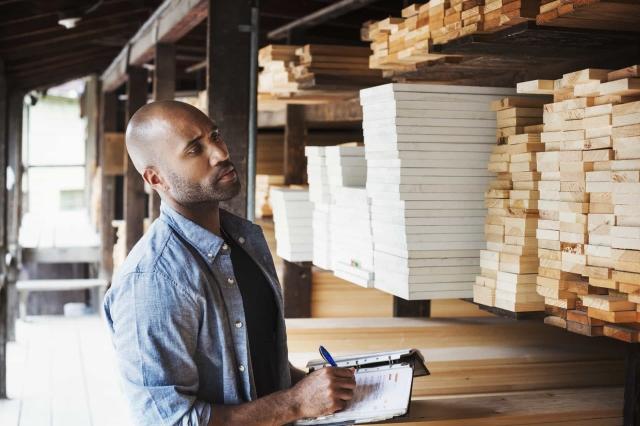 10 Ways a Lumber Yard Supports Contractors cover picture