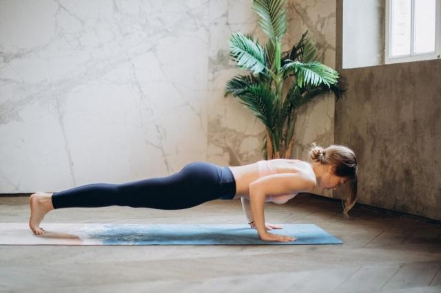 6 Best Cardio Exercises for Home Workouts cover picture