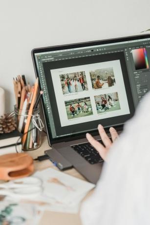 Behind the Scenes: How Online Color Prediction Algorithms Work cover picture