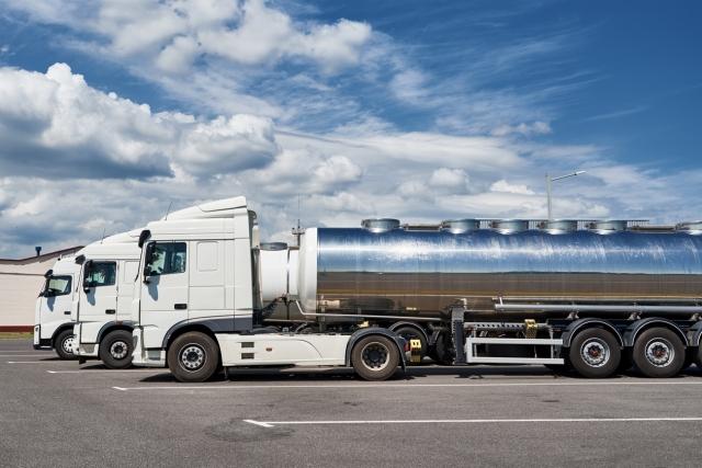 Benefits of Securing an Extended Warranty for Your Commercial Truck cover picture
