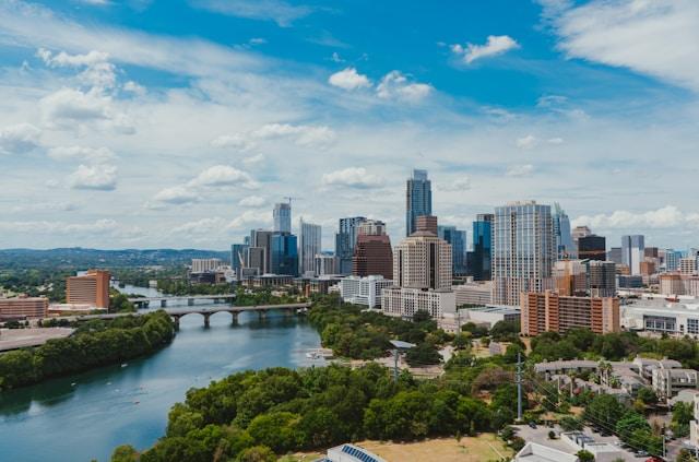 Texas Homeowners Choose Fast Cash Offers After Job Relocation cover picture