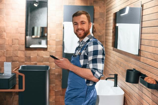 Navigating the Remodel: How To Choose the Right Bathroom Contractor for Your Project cover picture